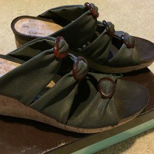 Donald Pliner Elastic Strap Sandal Cork Wedge Sz10